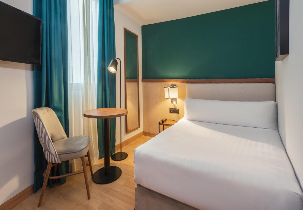 Hotel Elche Centro , Affiliated By Melia מראה חיצוני תמונה