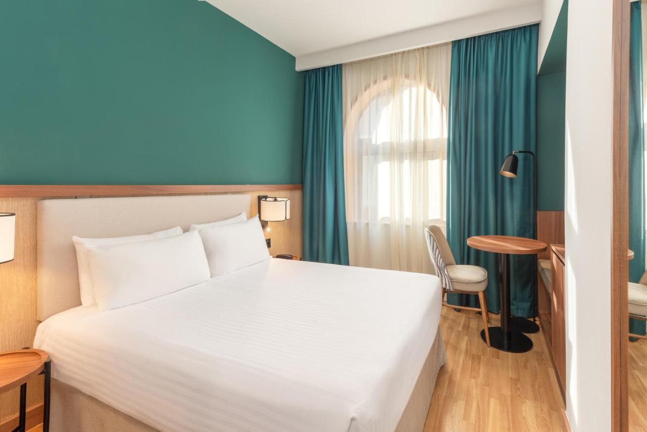 Hotel Elche Centro , Affiliated By Melia מראה חיצוני תמונה