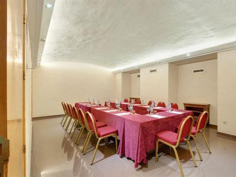 Hotel Elche Centro , Affiliated By Melia עסק תמונה